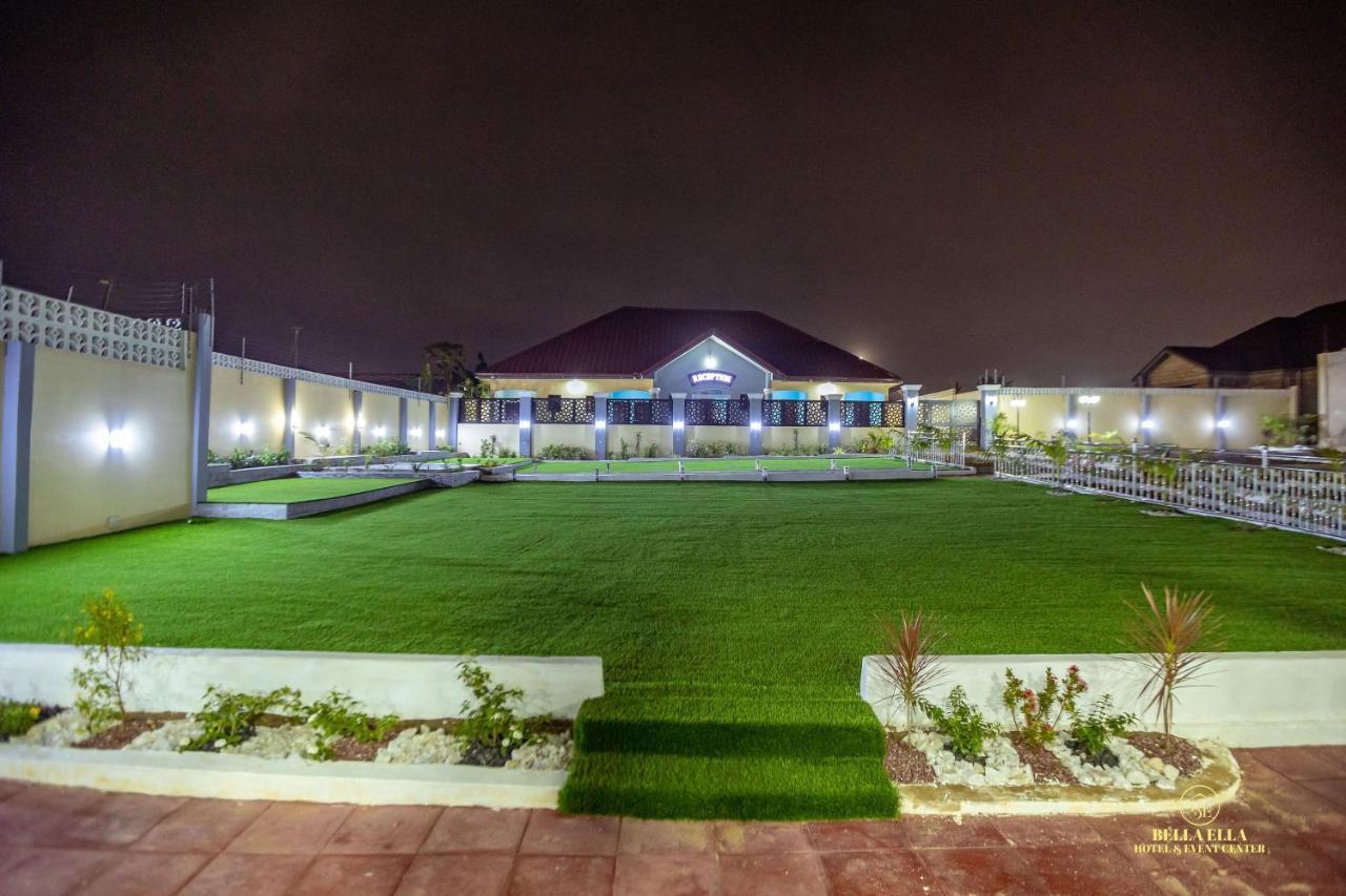 Bella Ella Hotel & Event Center Kasoa Ngoại thất bức ảnh