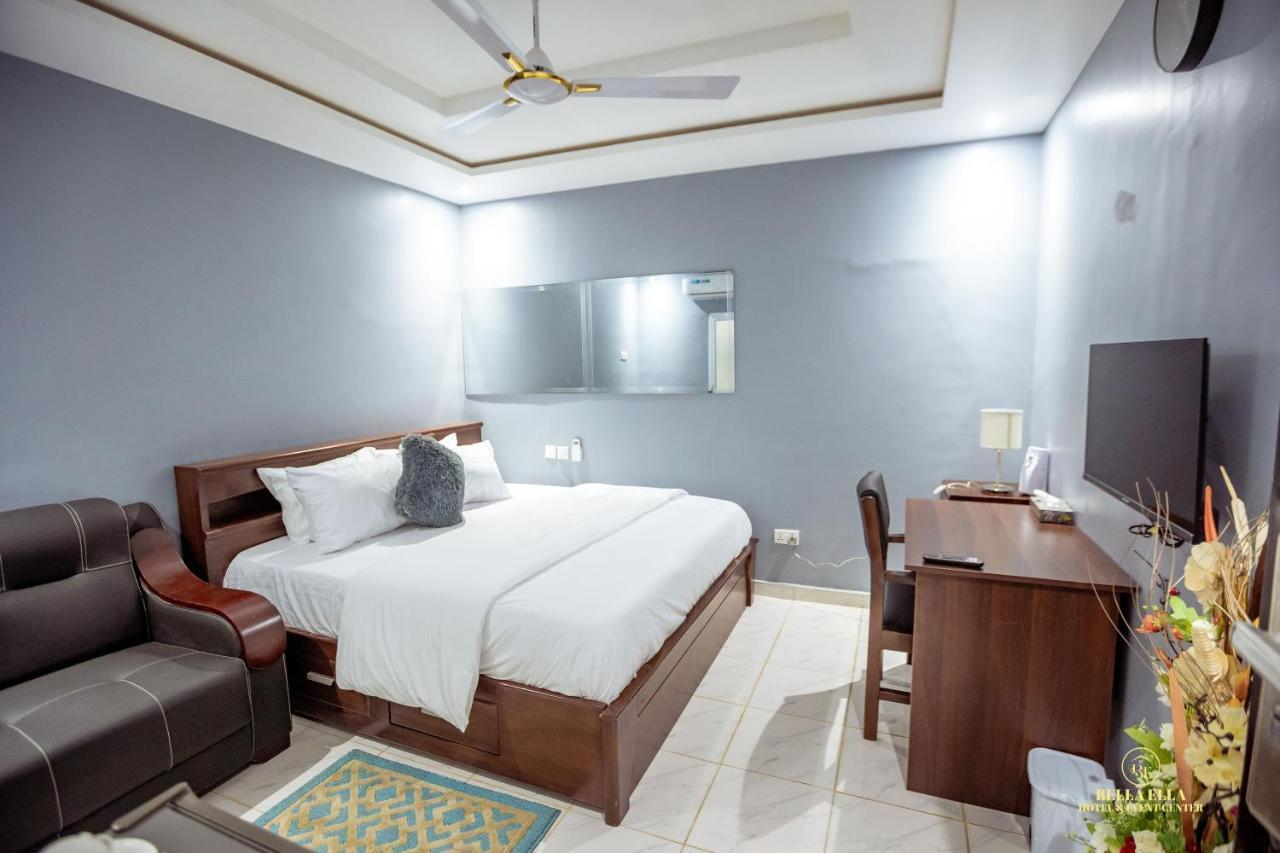 Bella Ella Hotel & Event Center Kasoa Ngoại thất bức ảnh