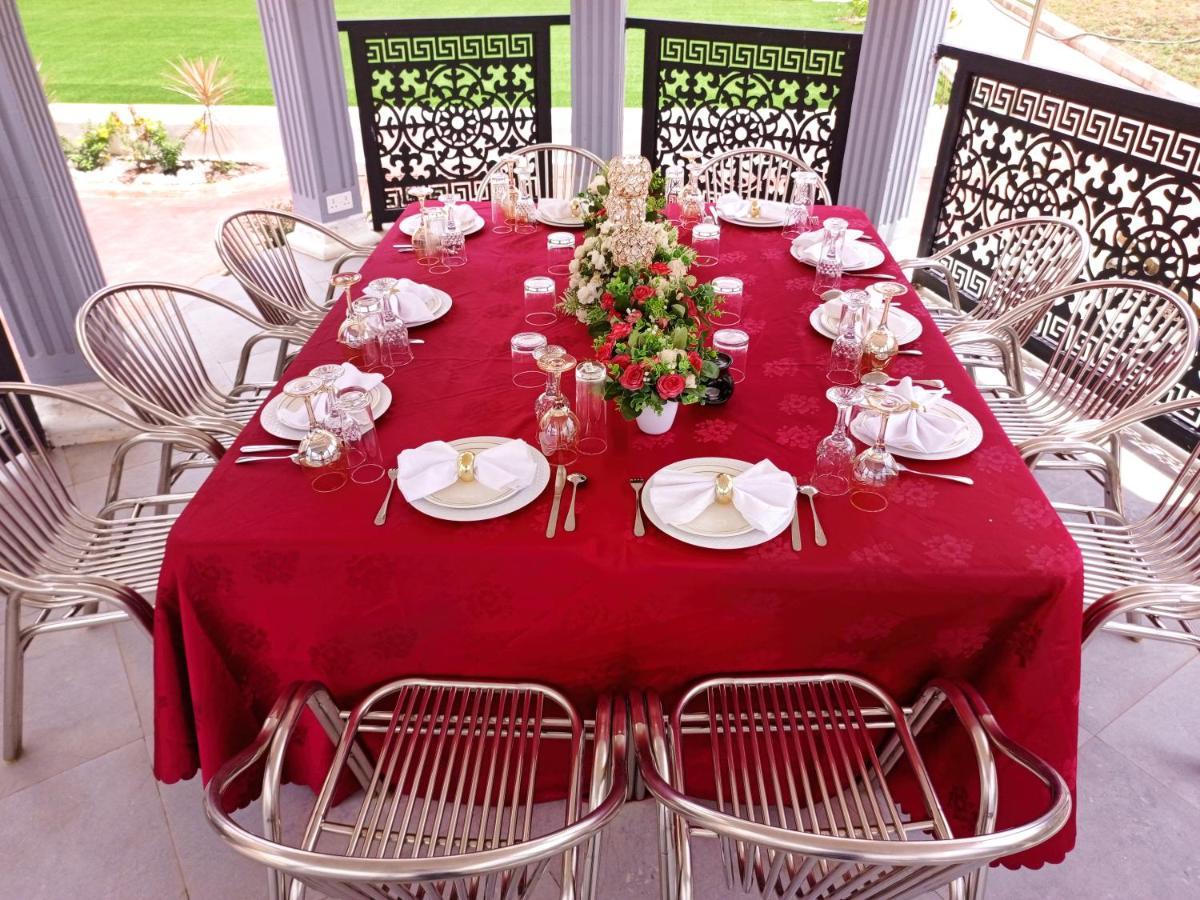 Bella Ella Hotel & Event Center Kasoa Ngoại thất bức ảnh
