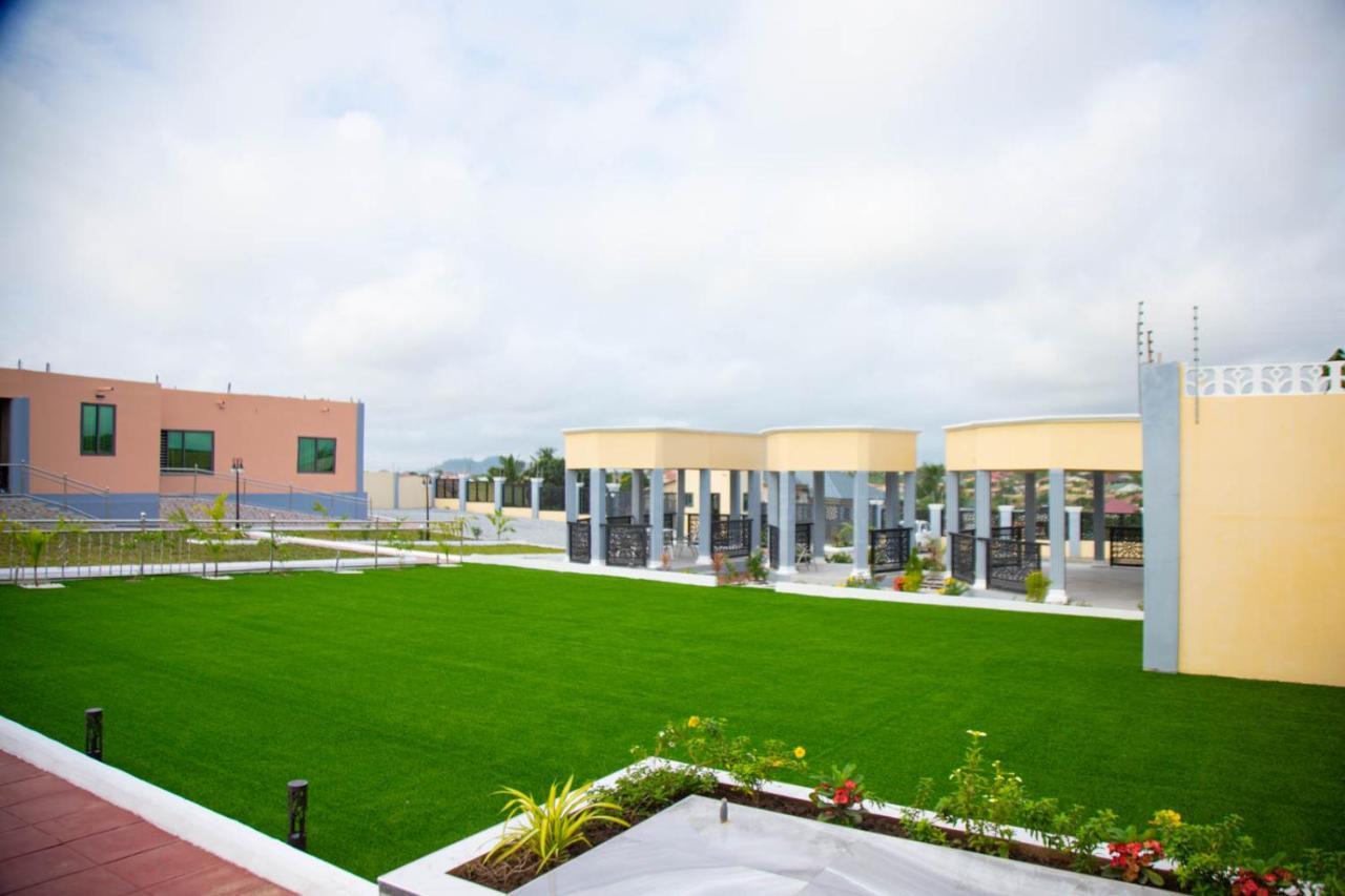 Bella Ella Hotel & Event Center Kasoa Ngoại thất bức ảnh
